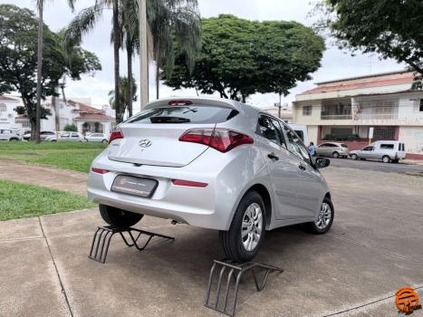 HYUNDAI HB 20 Hatch 1.0 12V 4P FLEX UNIQUE, Foto 4