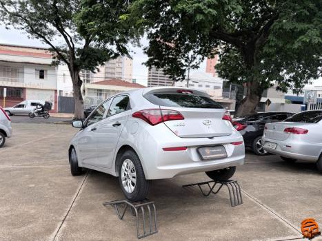 HYUNDAI HB 20 Hatch 1.0 12V 4P FLEX UNIQUE, Foto 6