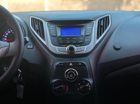 HYUNDAI HB 20 Hatch 1.6 16V 4P FLEX COMFORT PLUS AUTOM�TICO, Foto 6