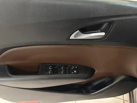 HYUNDAI HB 20 Hatch 1.6 16V 4P PREMIUM FLEX AUTOM�TICO, Foto 13