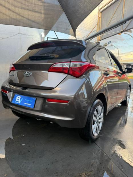 HYUNDAI HB 20 Hatch 1.0 12V 4P FLEX COMFORT PLUS, Foto 10