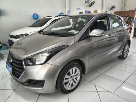 HYUNDAI HB 20 Hatch 1.6 16V 4P COMFORT FLEX AUTOM�TICO, Foto 4