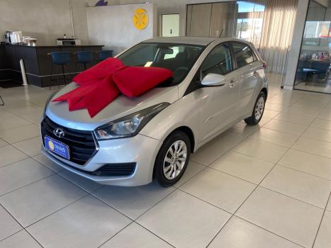 HYUNDAI HB 20 Hatch 1.6 16V 4P FLEX COMFORT PLUS AUTOM�TICO, Foto 2