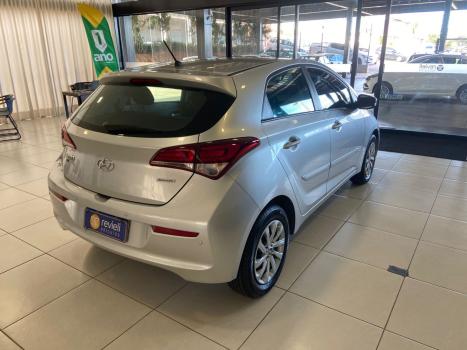 HYUNDAI HB 20 Hatch 1.6 16V 4P FLEX COMFORT PLUS AUTOM�TICO, Foto 5