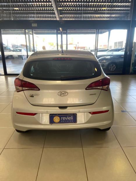 HYUNDAI HB 20 Hatch 1.6 16V 4P FLEX COMFORT PLUS AUTOM�TICO, Foto 6