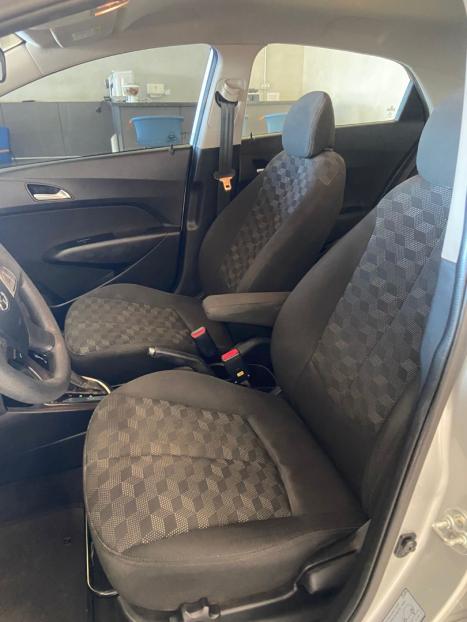 HYUNDAI HB 20 Hatch 1.6 16V 4P FLEX COMFORT PLUS AUTOM�TICO, Foto 8