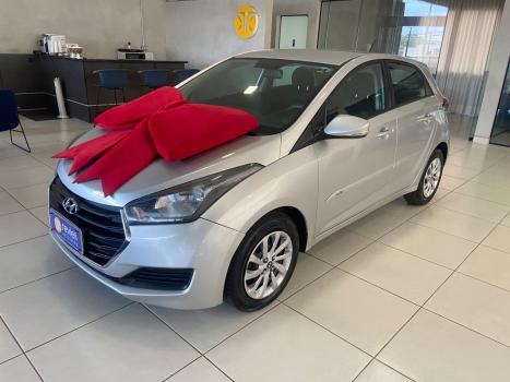 HYUNDAI HB 20 Hatch 1.6 16V 4P FLEX COMFORT PLUS AUTOM�TICO, Foto 2