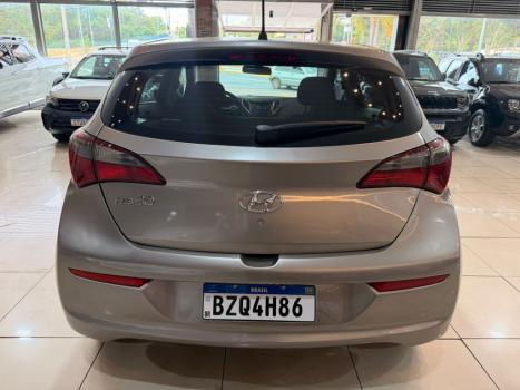 HYUNDAI HB 20 Hatch 1.0 12V 4P FLEX UNIQUE, Foto 5
