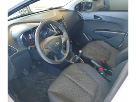 HYUNDAI HB 20 Hatch 1.0 12V 4P FLEX UNIQUE, Foto 4