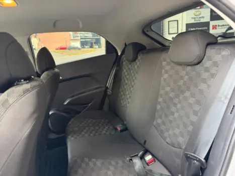 HYUNDAI HB 20 Hatch 1.6 16V 4P FLEX COMFORT PLUS AUTOM�TICO, Foto 16