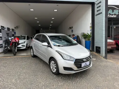 HYUNDAI HB 20 Hatch 1.6 16V 4P FLEX COMFORT PLUS AUTOM�TICO, Foto 19