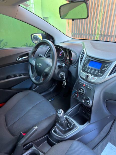 HYUNDAI HB 20 Hatch 1.6 16V 4P COMFORT STYLE FLEX, Foto 14