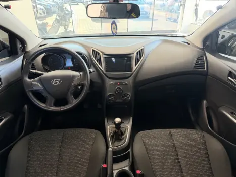 HYUNDAI HB 20 Hatch 1.0 12V 4P FLEX UNIQUE, Foto 9