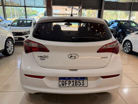 HYUNDAI HB 20 Hatch 1.6 16V 4P FLEX COMFORT PLUS AUTOM�TICO, Foto 5