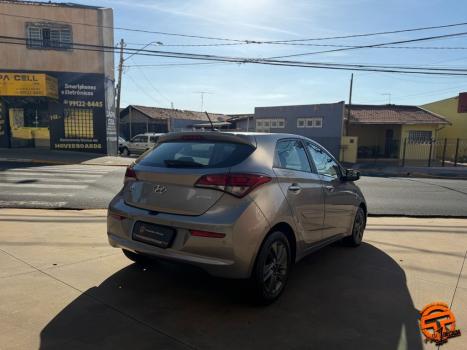 HYUNDAI HB 20 Hatch 1.6 16V 4P FLEX COPA DO MUNDO AUTOM�TICO, Foto 2