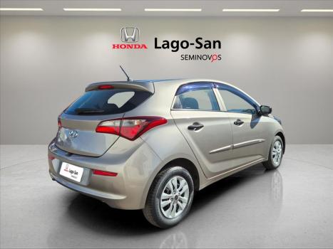 HYUNDAI HB 20 Hatch 1.0 12V 4P FLEX UNIQUE, Foto 3