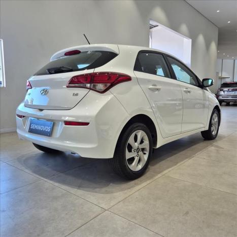 HYUNDAI HB 20 Hatch 1.0 12V 4P FLEX COMFORT, Foto 4