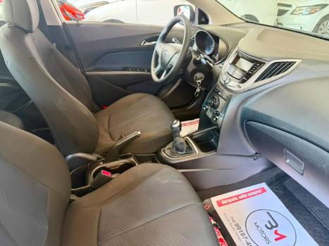 HYUNDAI HB 20 Hatch 1.6 16V 4P FLEX COMFORT PLUS, Foto 8