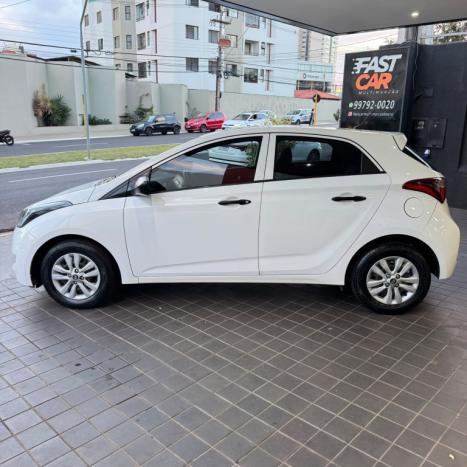 HYUNDAI HB 20 Hatch 1.0 12V 4P FLEX UNIQUE, Foto 4