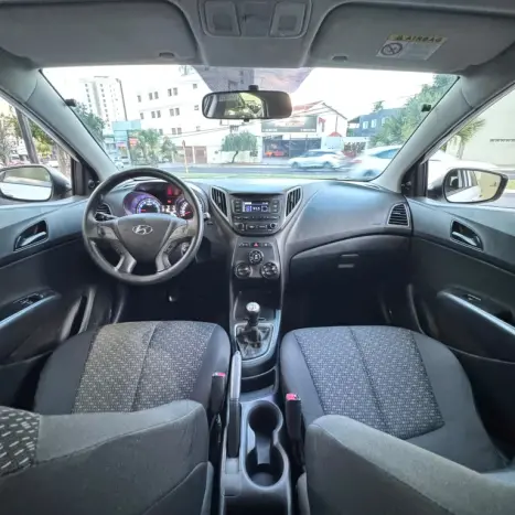 HYUNDAI HB 20 Hatch 1.0 12V 4P FLEX UNIQUE, Foto 12