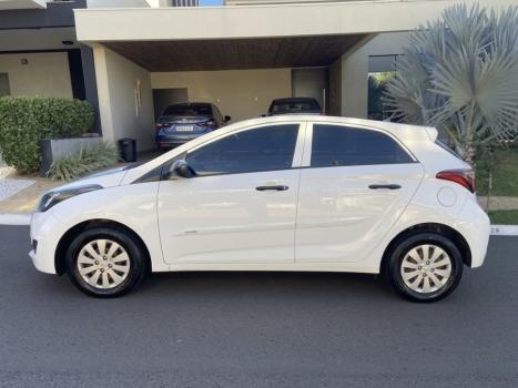 HYUNDAI HB 20 Hatch 1.0 12V 4P FLEX UNIQUE, Foto 2