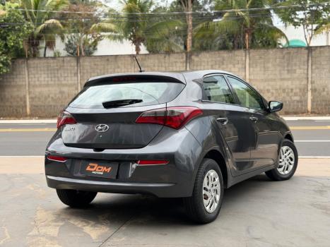HYUNDAI HB 20 Hatch 1.0 12V 4P FLEX UNIQUE, Foto 4