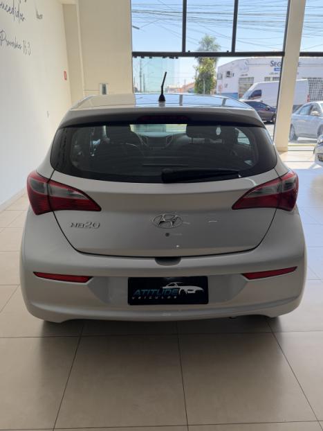 HYUNDAI HB 20 Hatch 1.0 12V 4P FLEX COMFORT, Foto 4