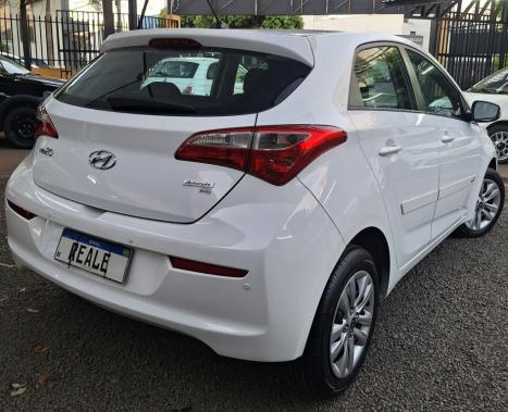 HYUNDAI HB 20 Hatch 1.6 16V 4P FLEX COMFORT PLUS AUTOM�TICO, Foto 3
