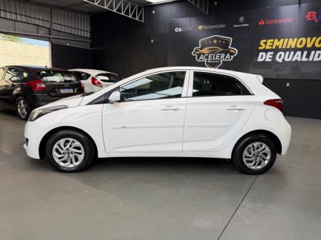 HYUNDAI HB 20 Hatch 1.0 12V 4P FLEX UNIQUE, Foto 4