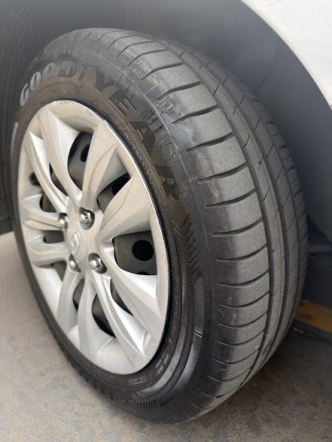HYUNDAI HB 20 Hatch 1.6 16V 4P FLEX COMFORT PLUS, Foto 10
