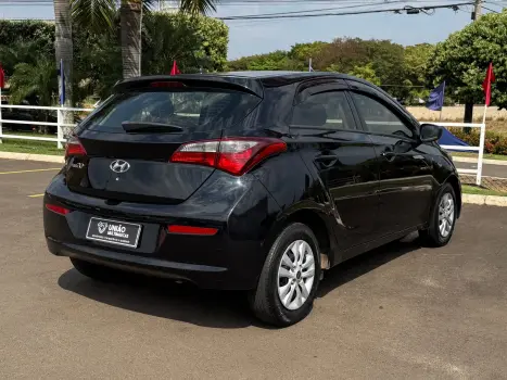 HYUNDAI HB 20 Hatch 1.0 12V 4P FLEX UNIQUE, Foto 5