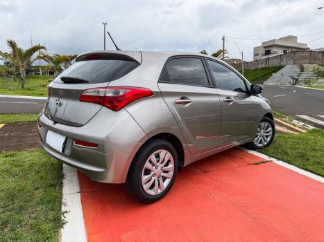 HYUNDAI HB 20 Hatch 1.0 12V 4P FLEX COMFORT, Foto 6