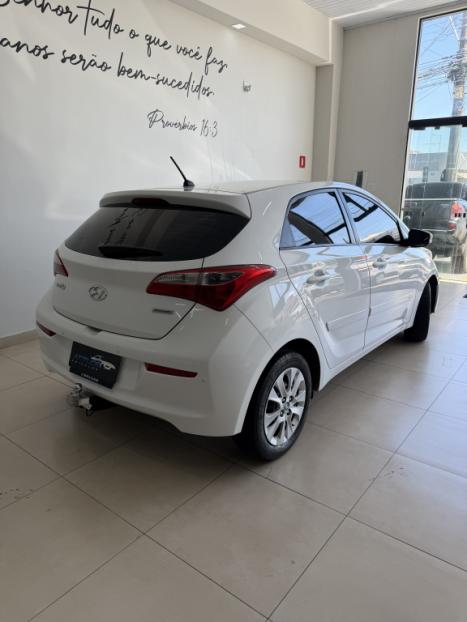 HYUNDAI HB 20 Hatch 1.6 16V 4P COMFORT FLEX AUTOMÁTICO, Foto 4