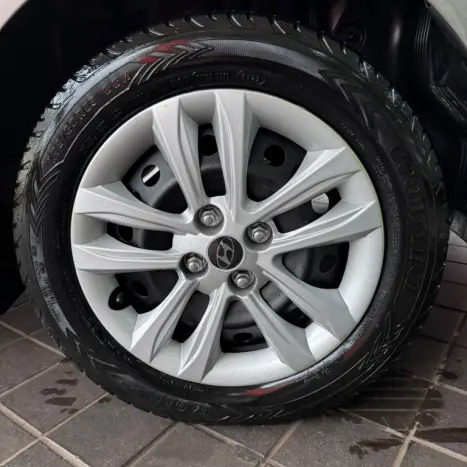 HYUNDAI HB 20 Sedan 1.0 12V 4P FLEX COMFORT STYLE, Foto 15