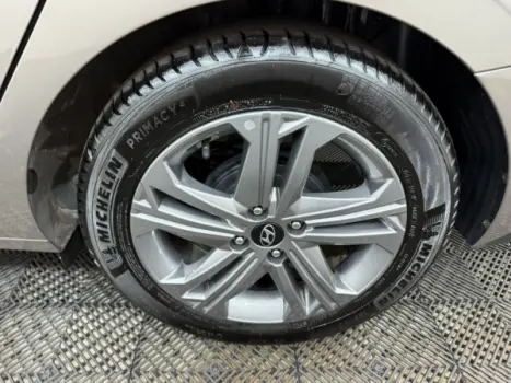 HYUNDAI HB 20 Sedan 1.0 12V 4P FLEX COMFORT PLUS TURBO, Foto 13