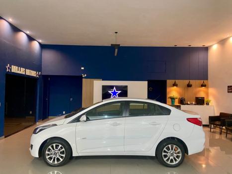 HYUNDAI HB 20 Sedan 1.6 16V 4P FLEX COMFORT PLUS, Foto 3