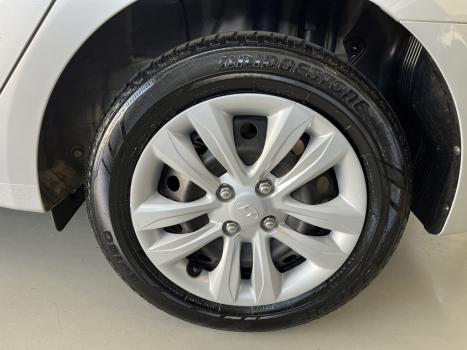 HYUNDAI HB 20 Sedan 1.6 16V 4P FLEX COMFORT PLUS AUTOMTICO, Foto 6