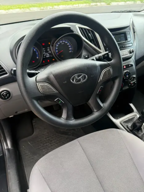 HYUNDAI HB 20 Sedan 1.0 12V 4P FLEX COMFORT PLUS, Foto 4