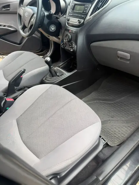 HYUNDAI HB 20 Sedan 1.0 12V 4P FLEX COMFORT PLUS, Foto 7
