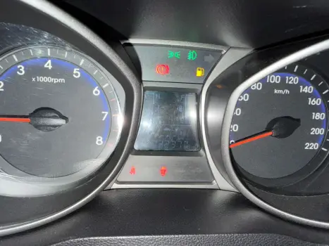 HYUNDAI HB 20 Sedan 1.6 16V 4P FLEX COMFORT PLUS, Foto 8