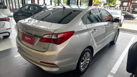 HYUNDAI HB 20 Sedan 1.6 16V 4P FLEX COMFORT STYLE, Foto 4