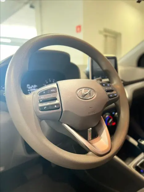 HYUNDAI HB 20 Sedan 1.0 12V 4P FLEX TGDI TURBO COMFORT AUTOM�TICO, Foto 12