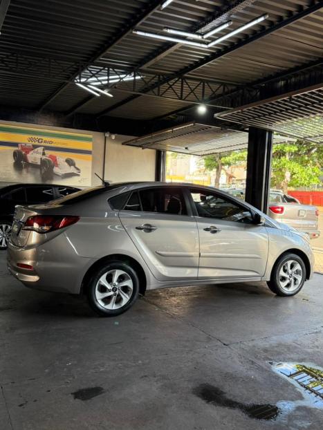 HYUNDAI HB 20 Sedan 1.6 16V 4P FLEX PREMIUM AUTOM�TICO, Foto 3