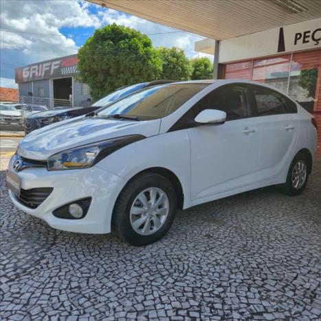 HYUNDAI HB 20 Sedan 1.6 16V 4P FLEX COMFORT STYLE AUTOM�TICO, Foto 3