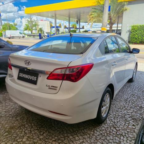 HYUNDAI HB 20 Sedan 1.6 16V 4P FLEX COMFORT STYLE AUTOM�TICO, Foto 4