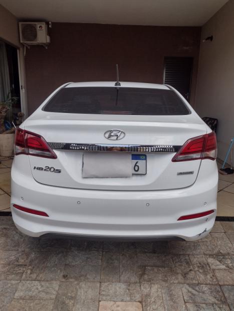 HYUNDAI HB 20 Sedan 1.6 16V 4P FLEX PREMIUM AUTOM�TICO, Foto 2