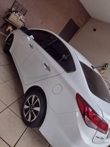 HYUNDAI HB 20 Sedan 1.6 16V 4P FLEX PREMIUM AUTOM�TICO, Foto 3