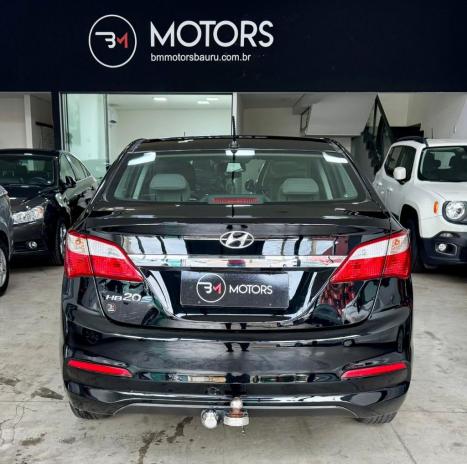 HYUNDAI HB 20 Sedan 1.0 12V 4P FLEX COMFORT PLUS, Foto 4
