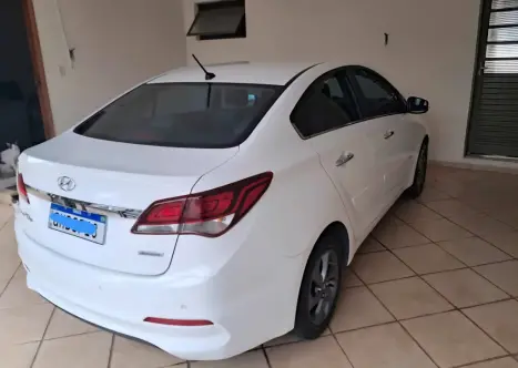 HYUNDAI HB 20 Sedan 1.6 16V 4P FLEX PREMIUM AUTOM�TICO, Foto 4
