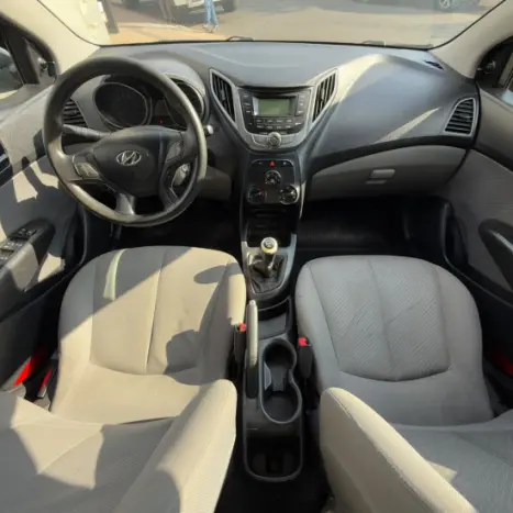 HYUNDAI HB 20 Sedan 1.6 16V 4P FLEX COMFORT STYLE, Foto 2